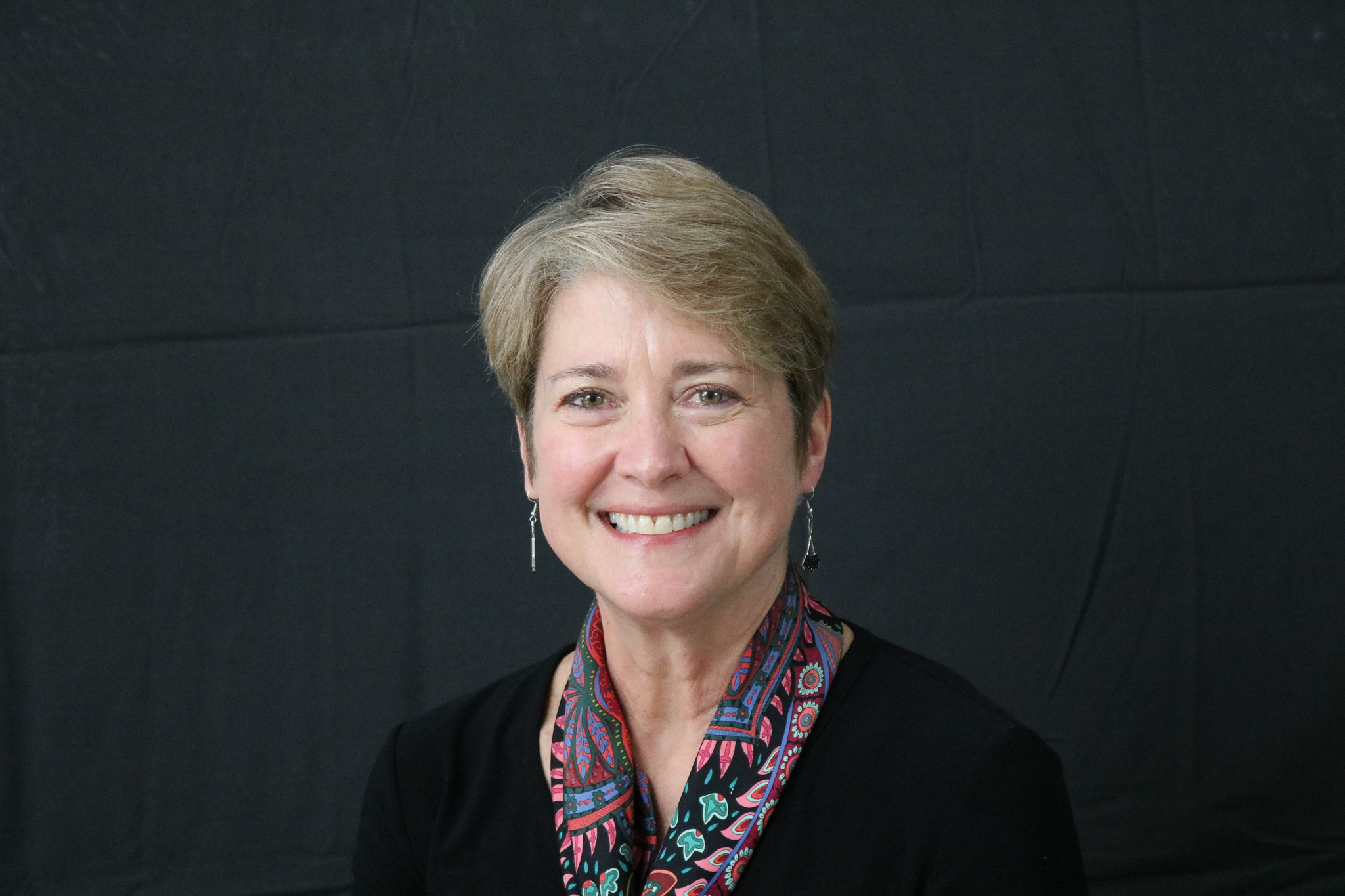 Joy Monsma headshot